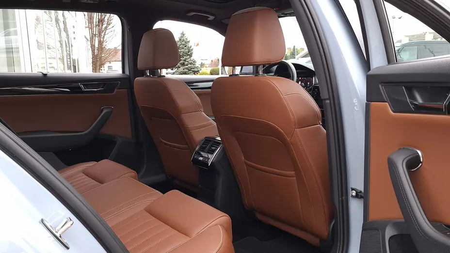 SKODA Superb Superb 2.0 TDI SCR 4x4 L&K DSG