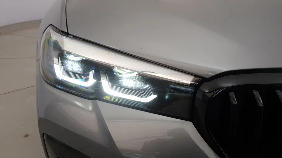 BMW Seria 5 530e xDrive M Sport sport-aut