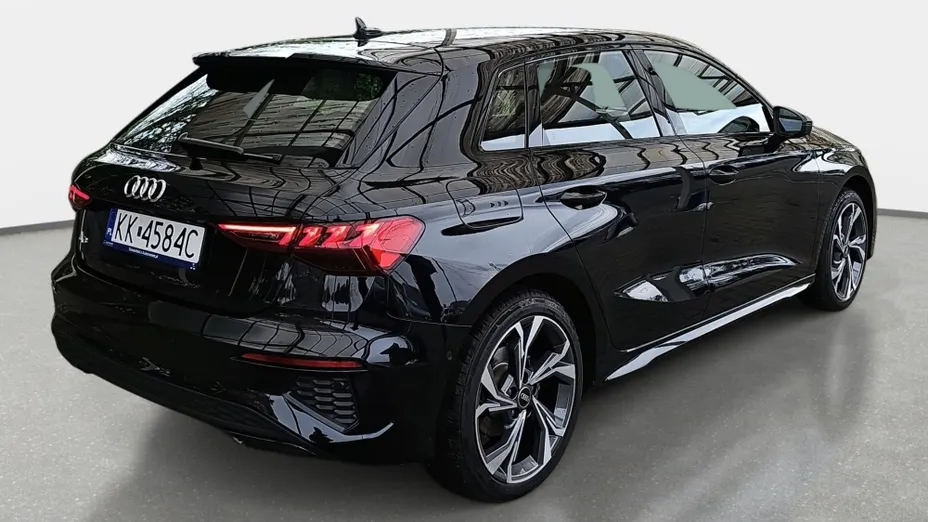 AUDI A3 A3 35 TFSI mHEV S Line S tronic