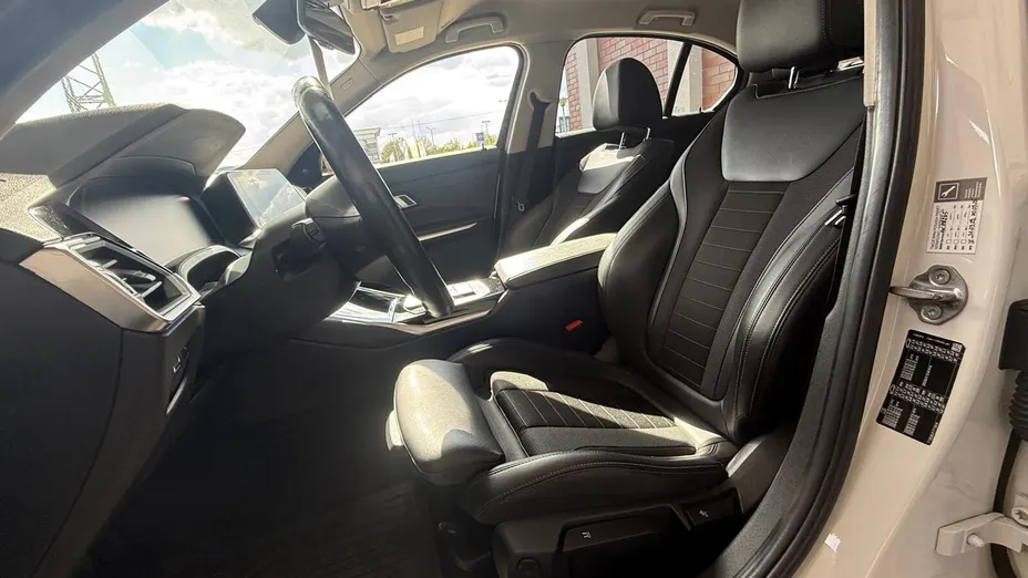 BMW Seria 3 318d Sport Line aut