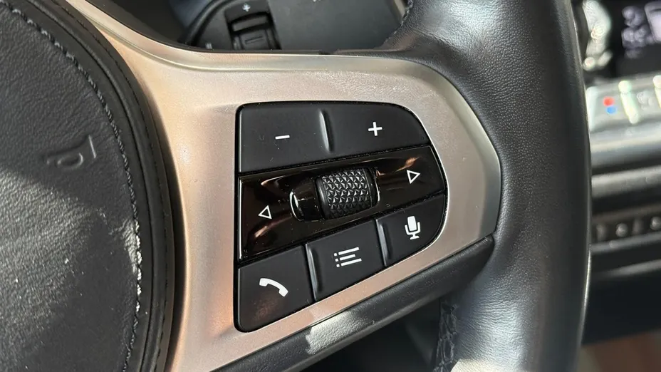 BMW Seria 3 318d Sport Line aut