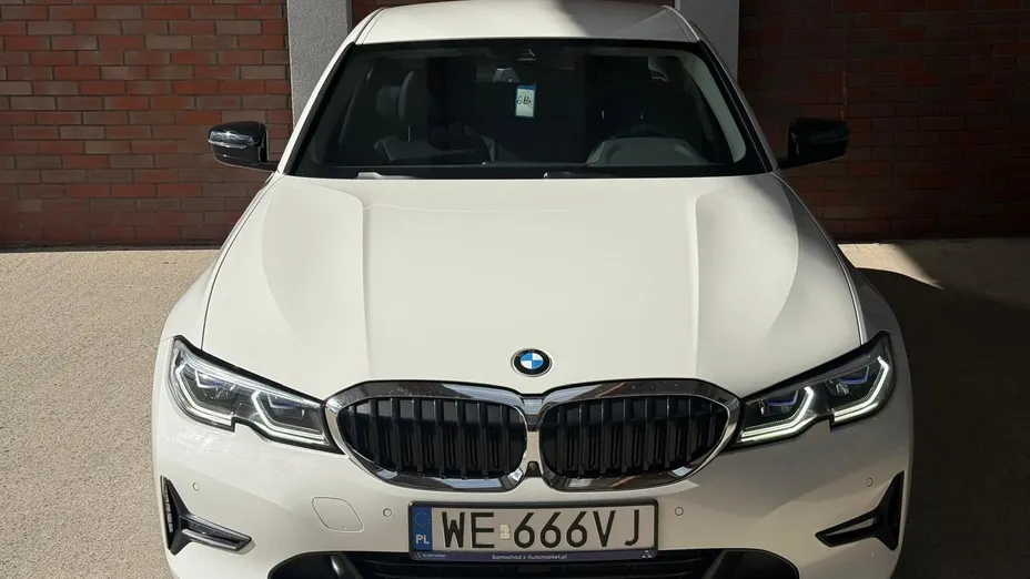 BMW Seria 3 318d Sport Line aut