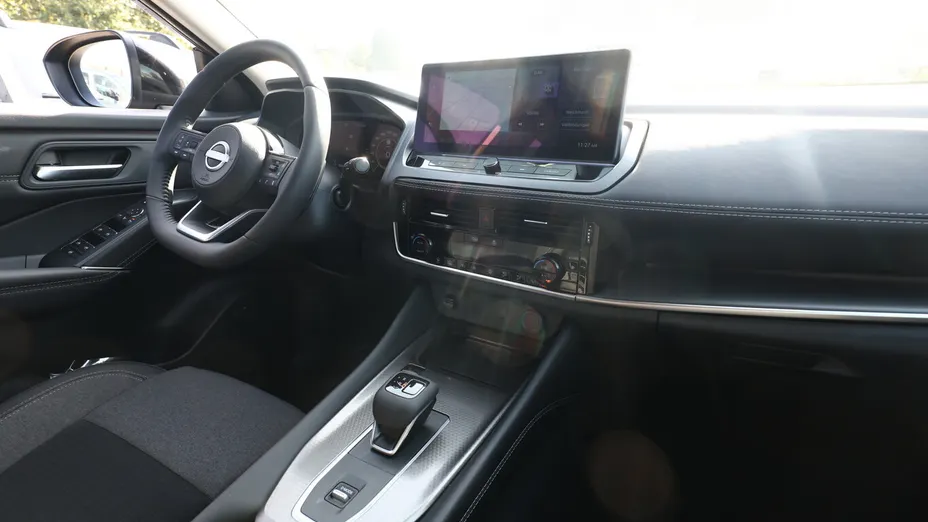 NISSAN Qashqai -