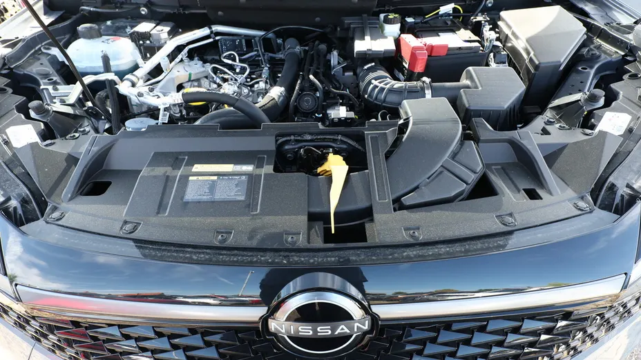 NISSAN Qashqai -