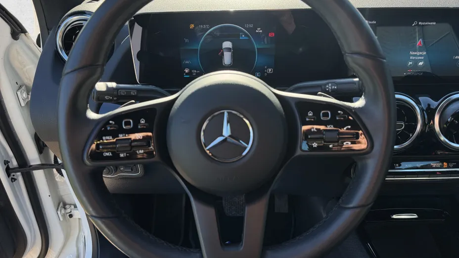 MERCEDES-BENZ GLA GLA 200 Style