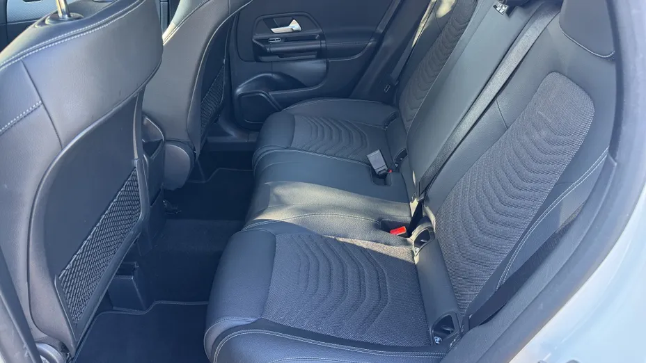 MERCEDES-BENZ GLA GLA 200 Style