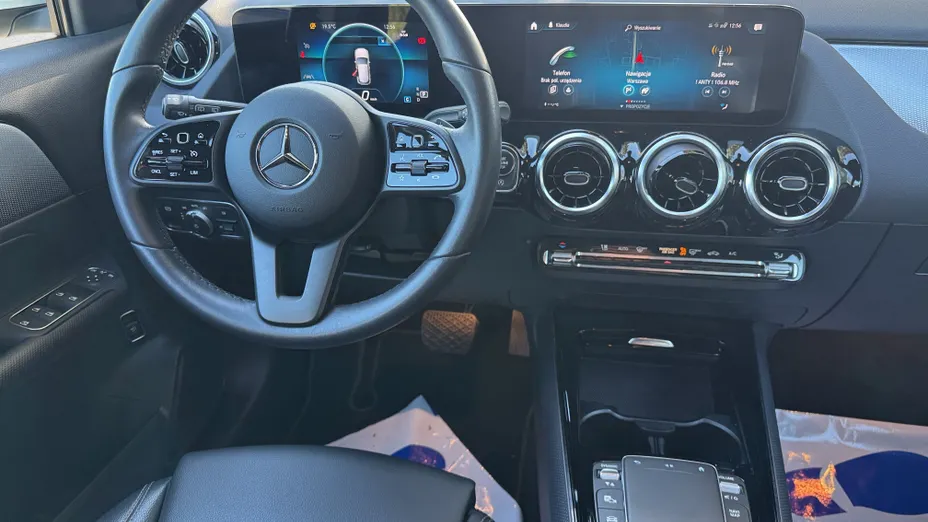 MERCEDES-BENZ GLA GLA 200 Style