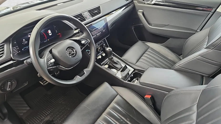 SKODA Superb Superb 2.0 TSI L&K DSG