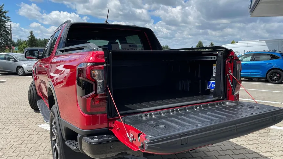 FORD Ranger Ranger 3.0 EcoBlue Turbo 4x4 DC Platinium aut Nowy