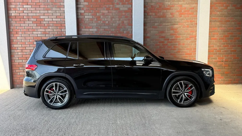 MERCEDES-BENZ GLB AMG GLB 35 4-Matic