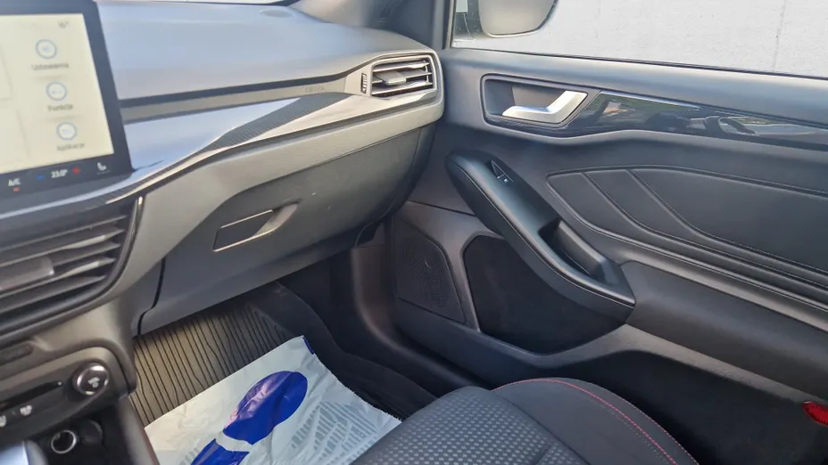 FORD Focus Focus 1.0 EcoBoost mHEV ST-Line X aut