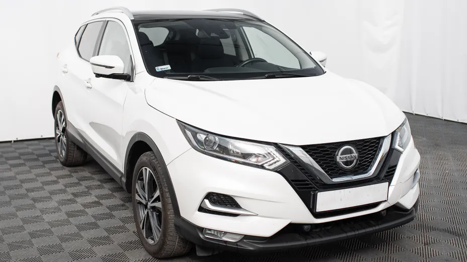 NISSAN Qashqai Qashqai 1.3 DIG-T N-Connecta DCT