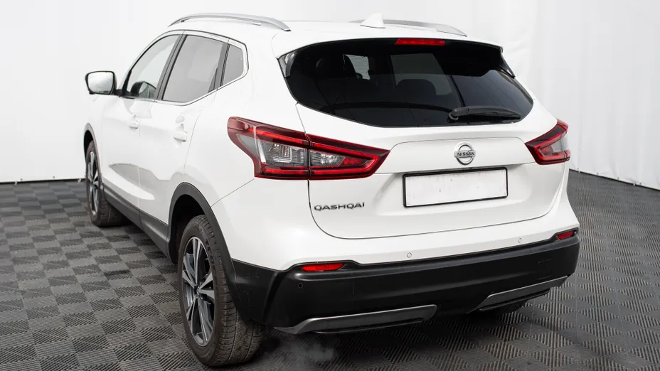 NISSAN Qashqai Qashqai 1.3 DIG-T N-Connecta DCT