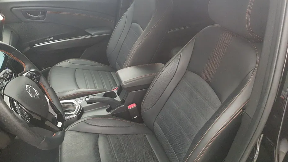 KGM / SSANGYONG Tivoli Tivoli 1.5 T-GDI Sapphire aut