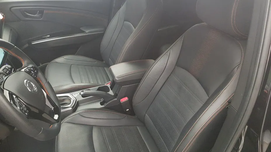 KGM / SSANGYONG Tivoli Tivoli 1.5 T-GDI Sapphire aut