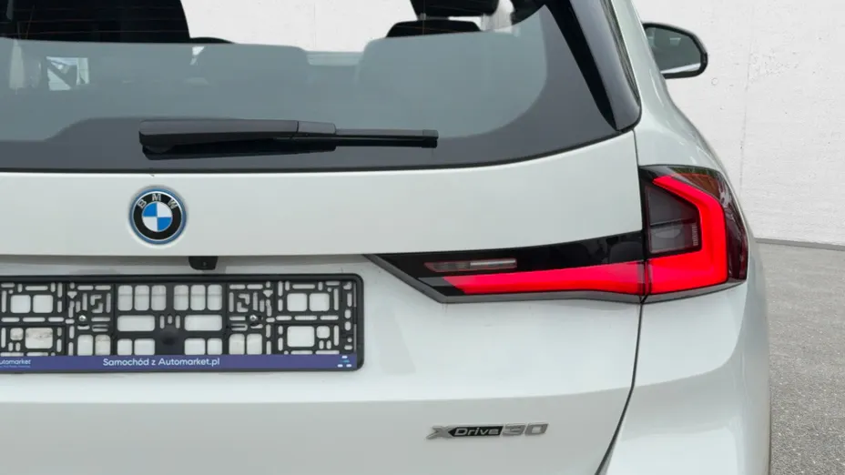 BMW iX1 iX1 xDrive30 66.5kWh xLine