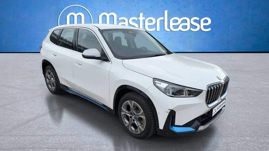 BMW iX1 iX1 xDrive30 66.5kWh xLine
