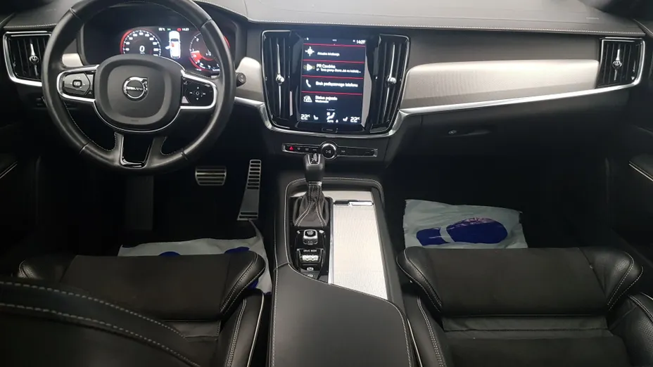 VOLVO V90 V90 D4 R-Design aut