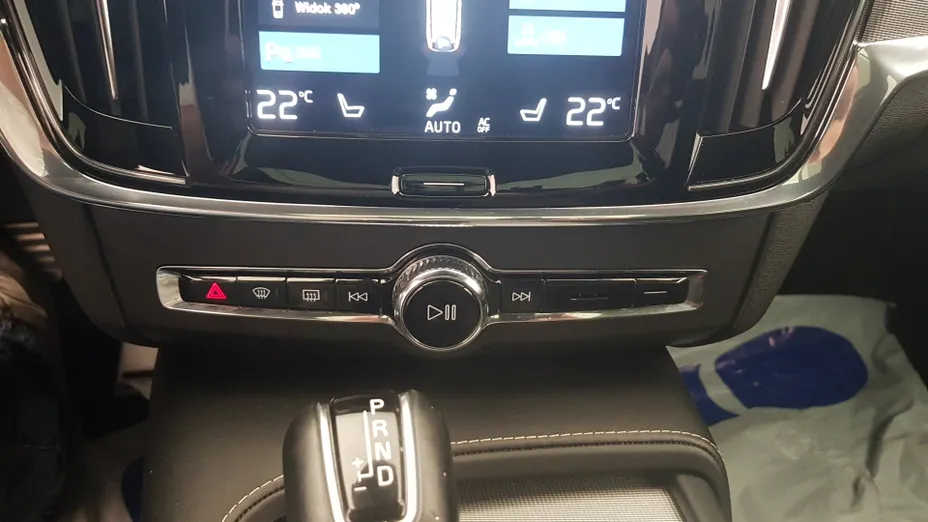 VOLVO V90 V90 D4 R-Design aut