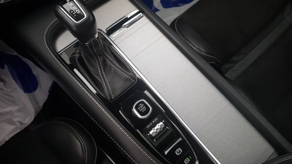 VOLVO V90 V90 D4 R-Design aut