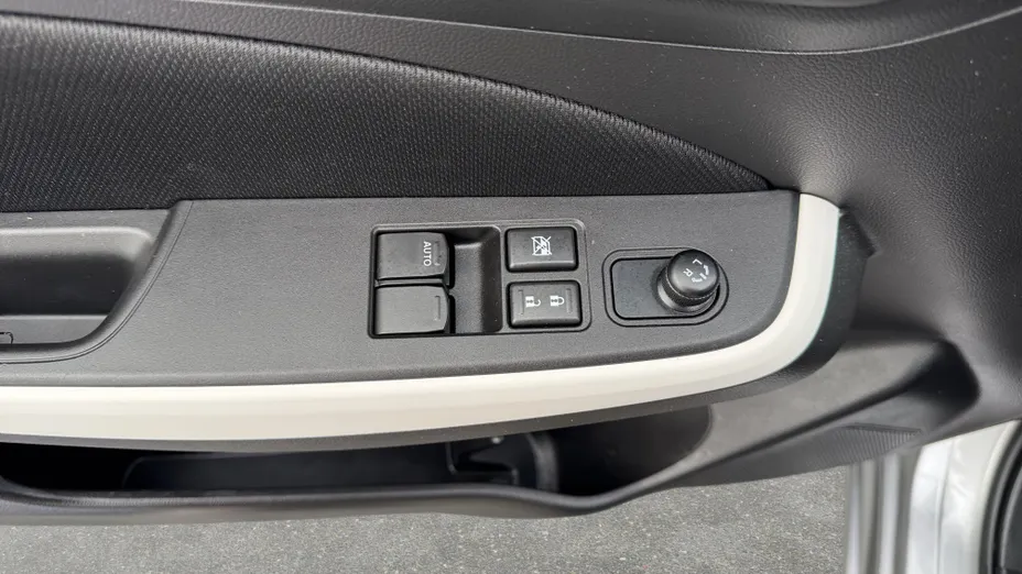SUZUKI Swift Swift 1.2 Dualjet SHVS Premium
