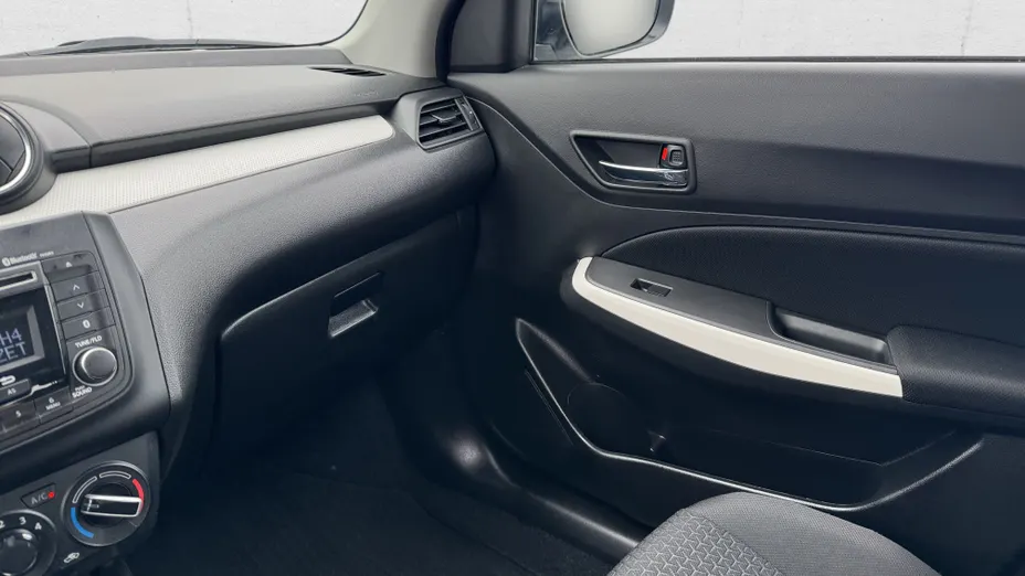 SUZUKI Swift Swift 1.2 Dualjet SHVS Premium