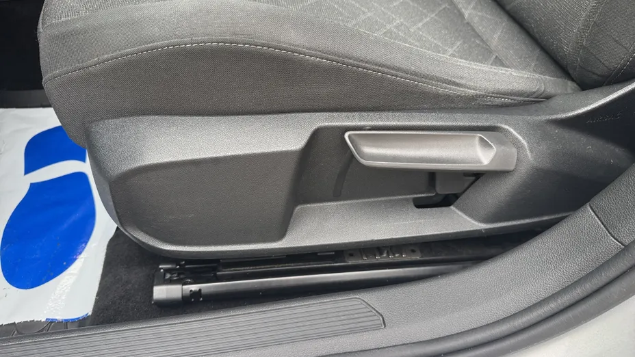 VOLKSWAGEN Golf Golf VIII 2.0 TDI Life
