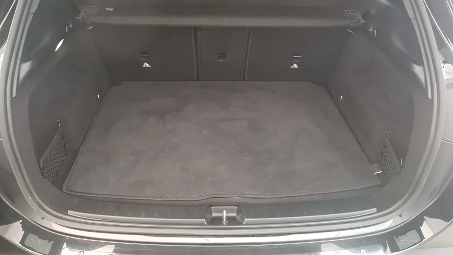 MERCEDES-BENZ GLA GLA 200 AMG Line