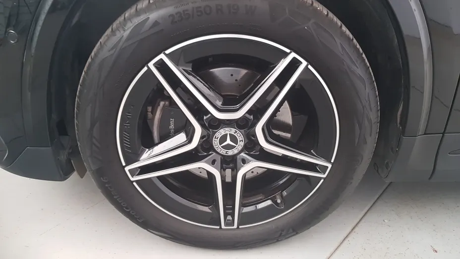 MERCEDES-BENZ GLA GLA 200 AMG Line