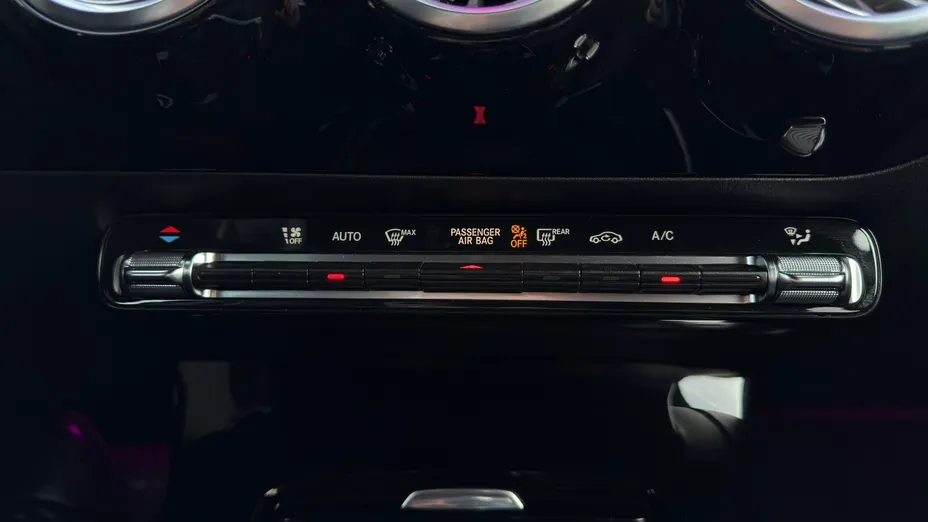 MERCEDES-BENZ A Klasa A 200 7G-DCT