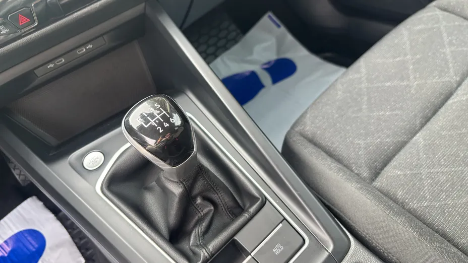 VOLKSWAGEN Golf Golf VIII 2.0 TDI Life