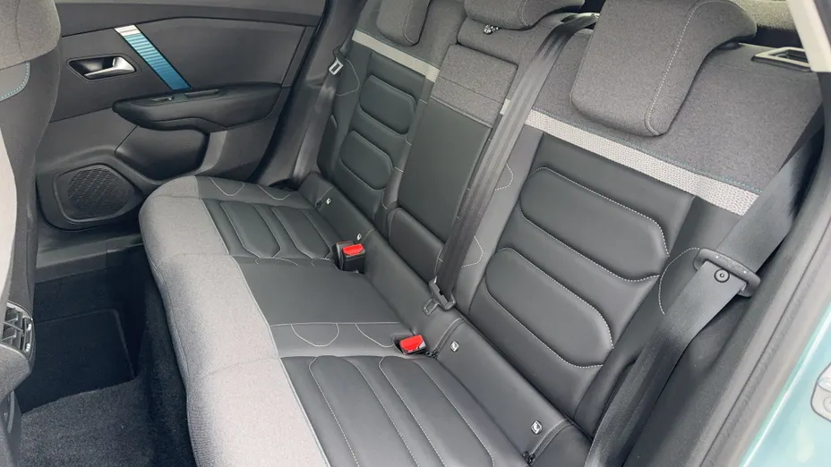 CITROEN C4 e-C4 EV136 50kWh Shine