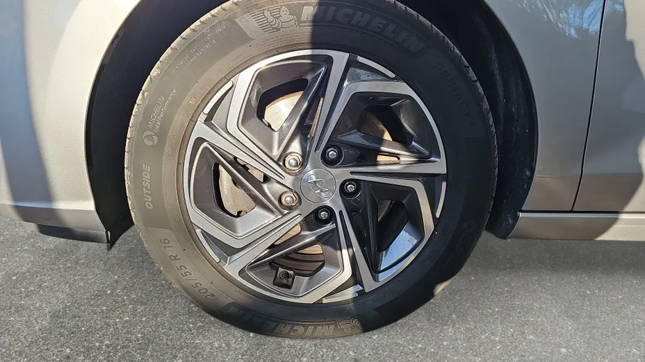 HYUNDAI i30 i30 1.5 T-GDI 48V Smart