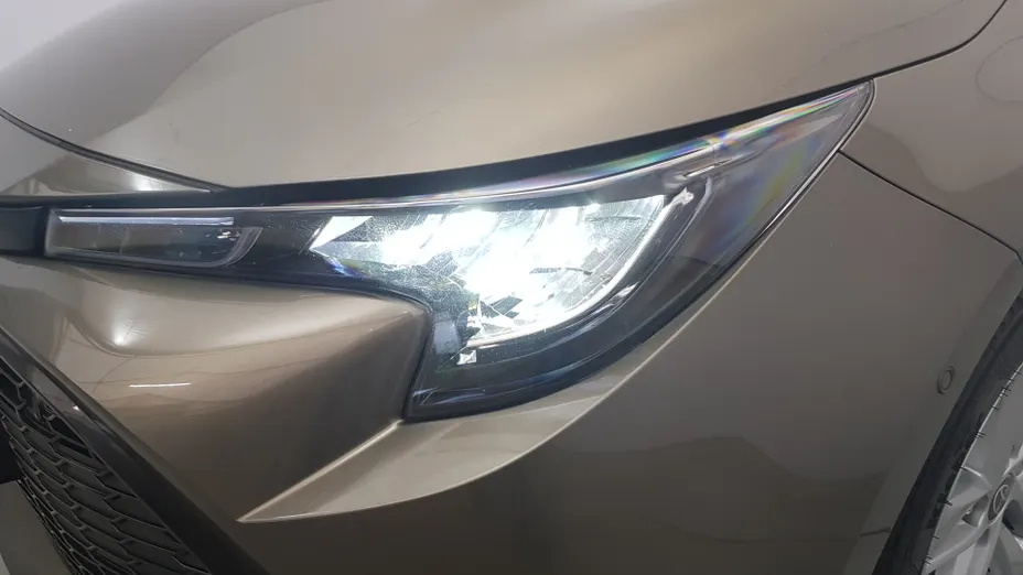 TOYOTA Corolla Corolla 2.0 Hybrid Comfort