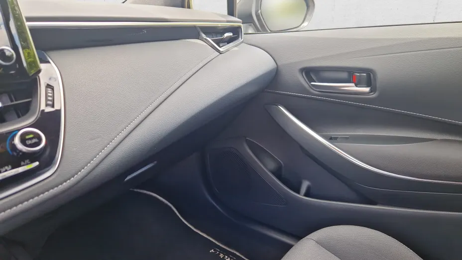 TOYOTA Corolla Corolla 2.0 Hybrid Comfort