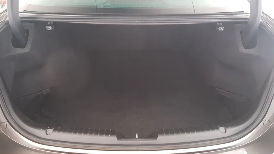 MAZDA 6 6 2.0 SkyMotion