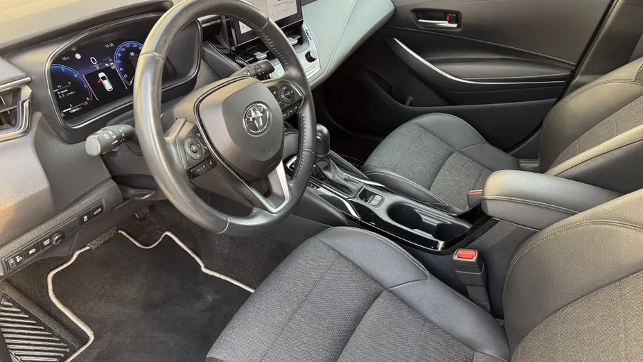 TOYOTA Corolla Corolla 2.0 Hybrid Style