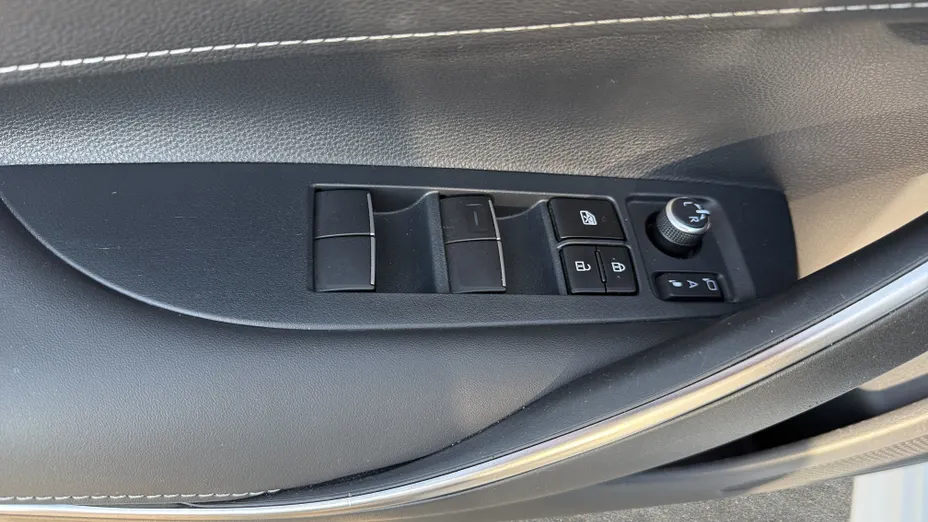 TOYOTA Corolla Corolla 2.0 Hybrid Style