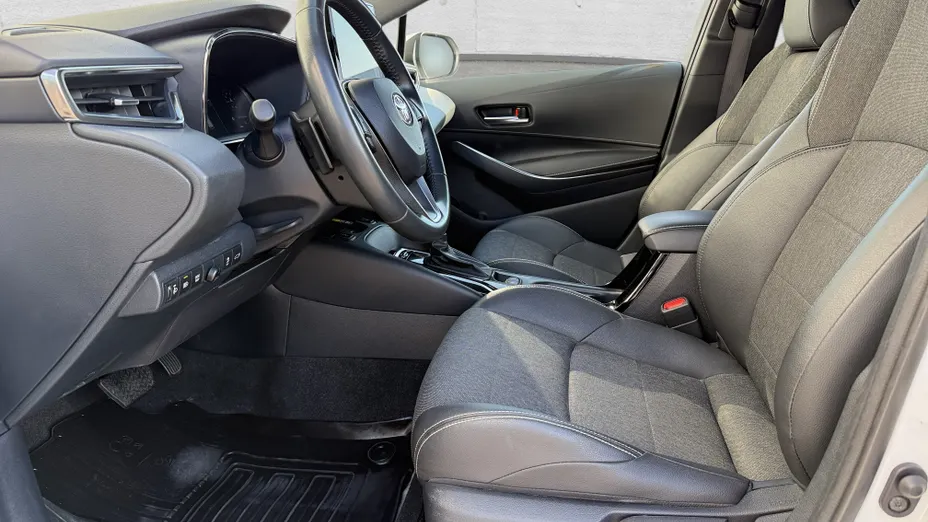TOYOTA Corolla Corolla 2.0 Hybrid Style