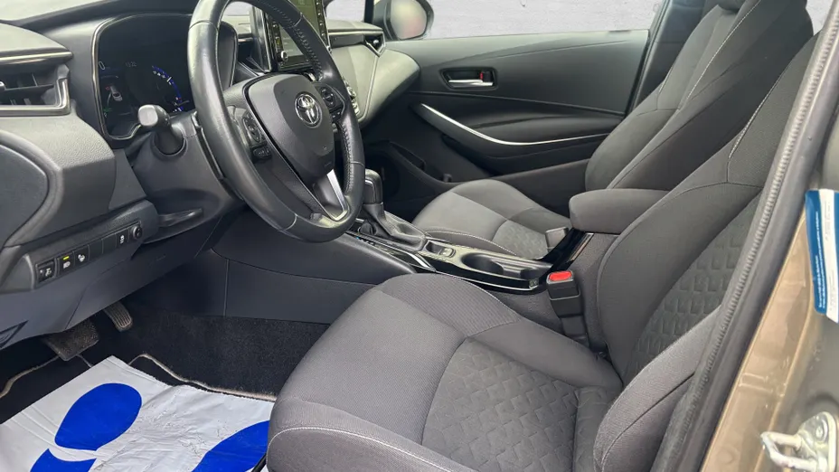 TOYOTA Corolla Corolla 2.0 Hybrid Comfort