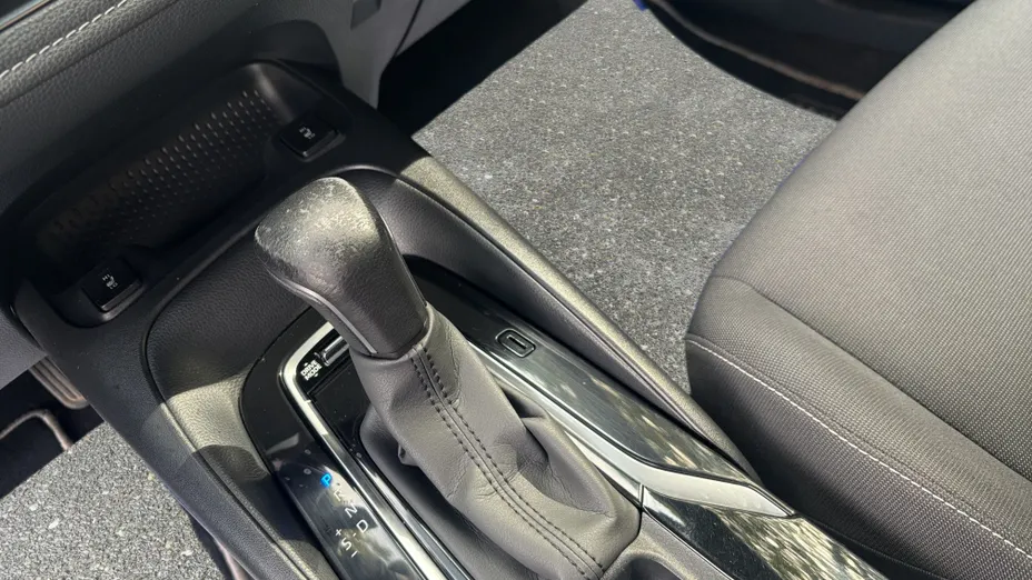TOYOTA Corolla Corolla 2.0 Hybrid Comfort