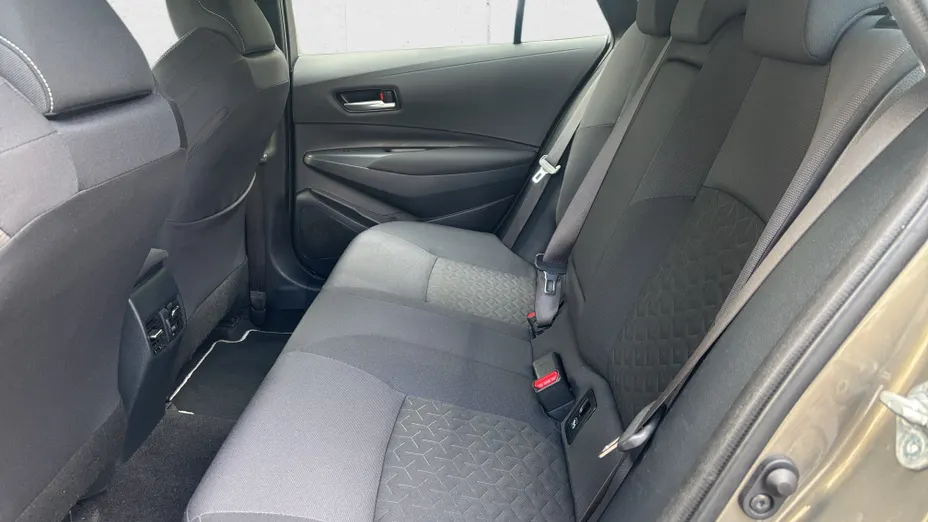 TOYOTA Corolla Corolla 2.0 Hybrid Comfort