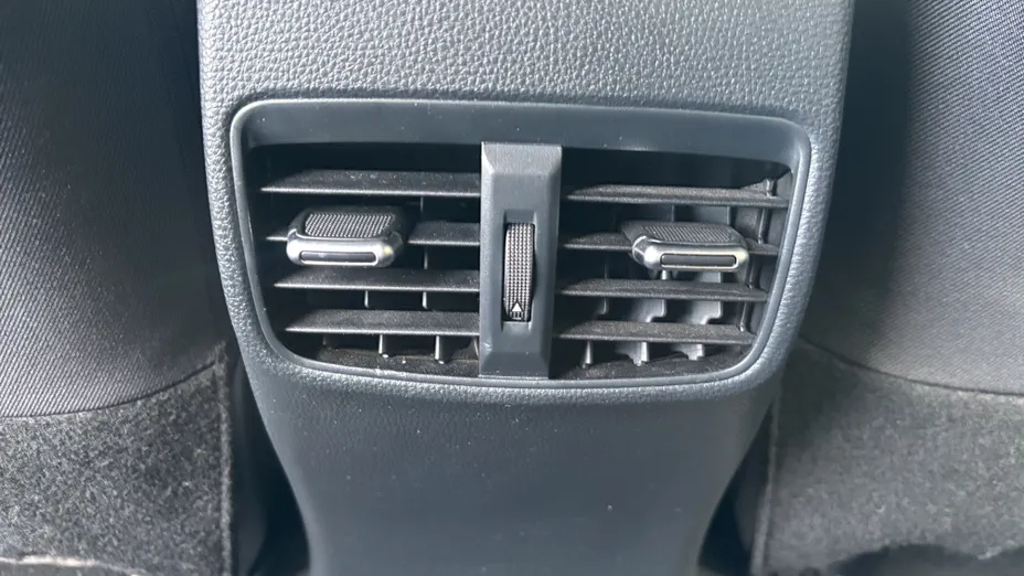 TOYOTA Corolla Corolla 2.0 Hybrid Comfort