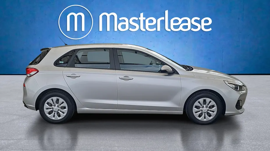 HYUNDAI i30 i30 1.4 Classic +