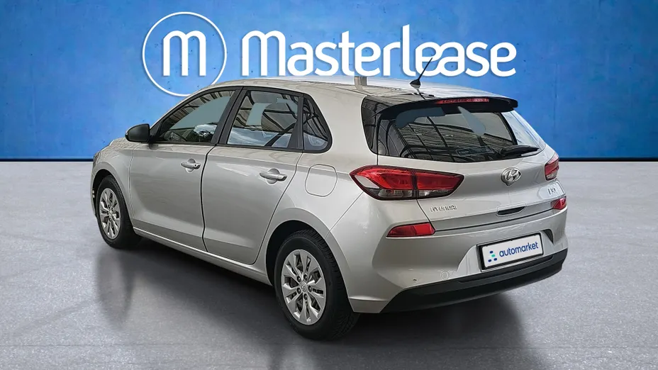 HYUNDAI i30 i30 1.4 Classic +