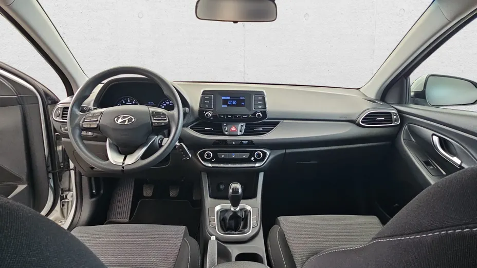 HYUNDAI i30 i30 1.4 Classic +