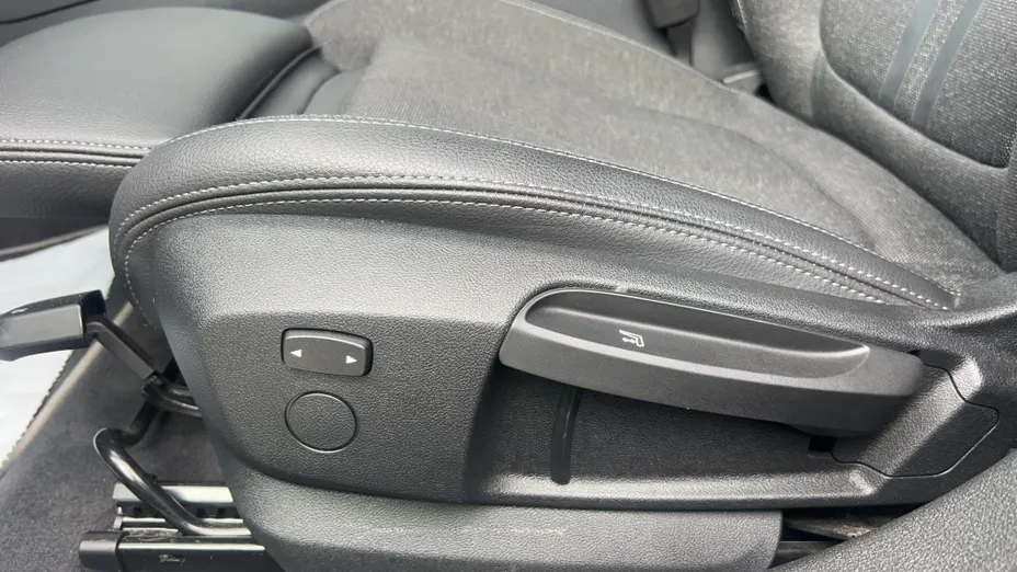 BMW Seria 2 218i Sport Line aut