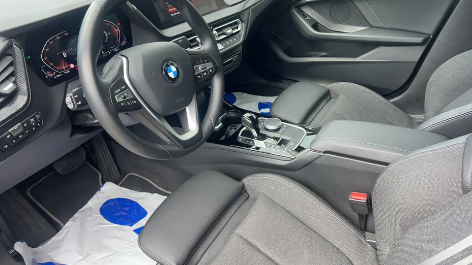 BMW Seria 2 218i Sport Line aut
