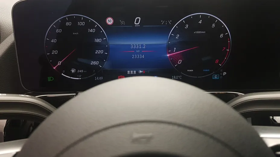 MERCEDES-BENZ GLA GLA 200 AMG Line