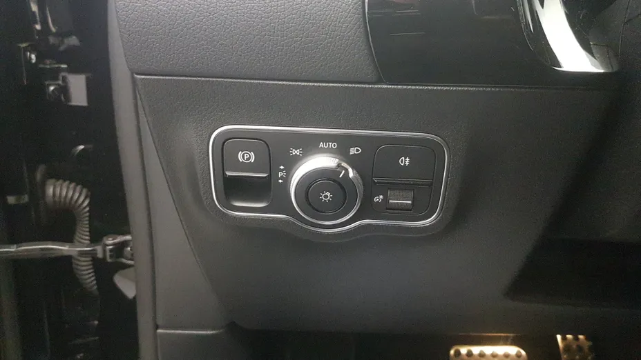 MERCEDES-BENZ GLA GLA 200 AMG Line